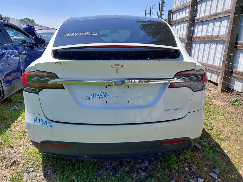 TESLA X 2019 Camera/Projector 3439868
