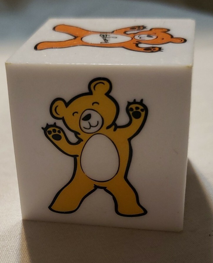 Skoolzy Rainbow Counting Bears DIE