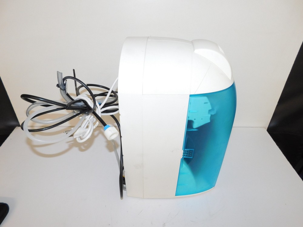 ^^ MILLIPORE RIOS-DI UV WATER PURIFICATION SYSTEM (MLQ159)