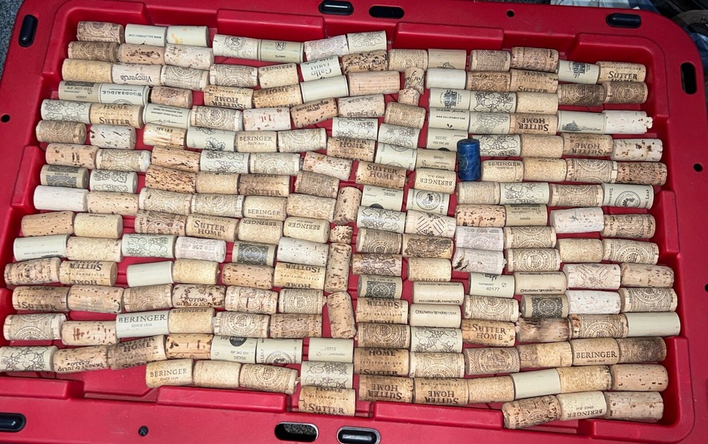 Used Wine Corks Lot 190 Different Corks. Different Sizes. Craft Supplies