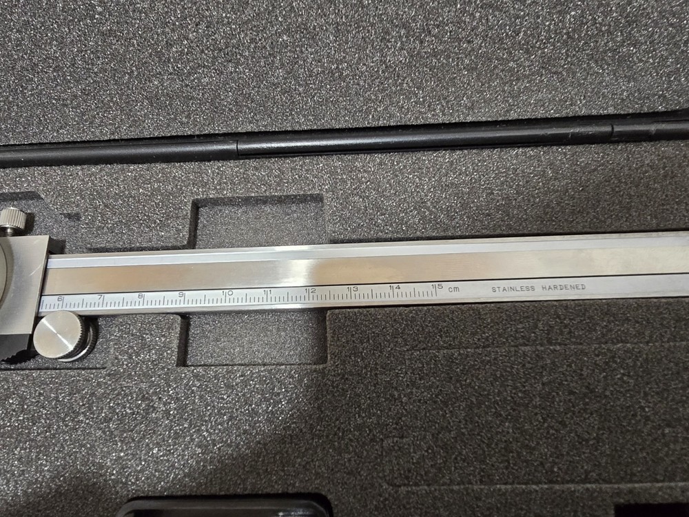 6in" Shockproof Thread Dial Vernier Caliper 0-150mm 0.02MM With Case