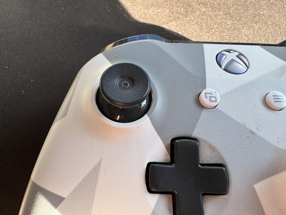 Wireless Xbox One Controller 1708