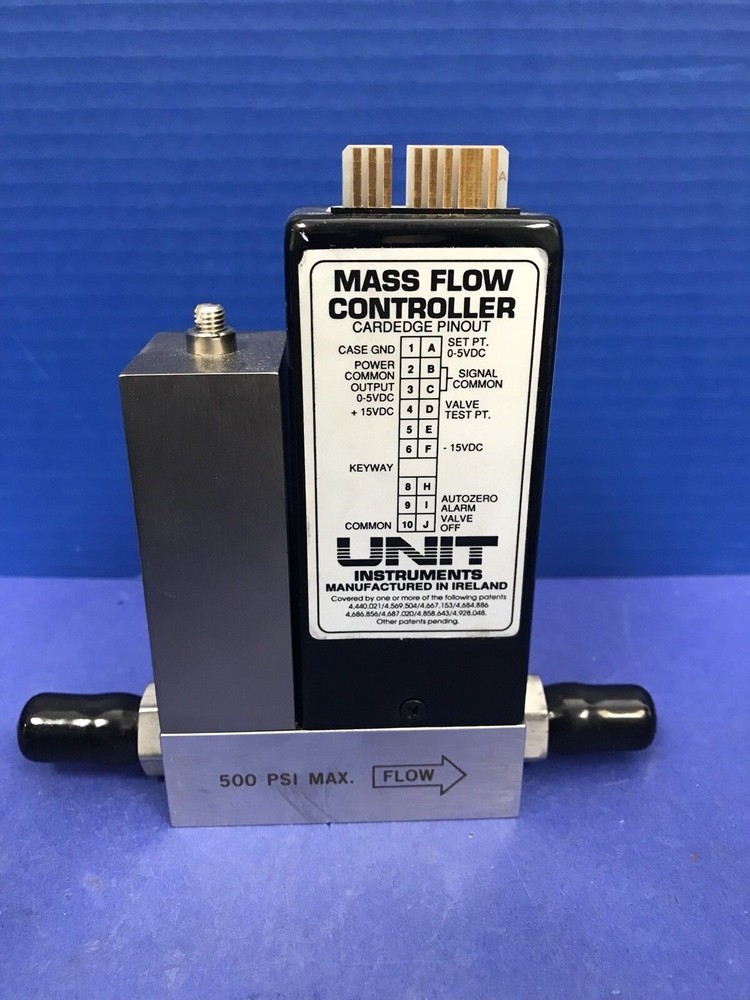 Unit UFC-1400A Mass Flow Controller MFC, N2, 200 SCCM, Used