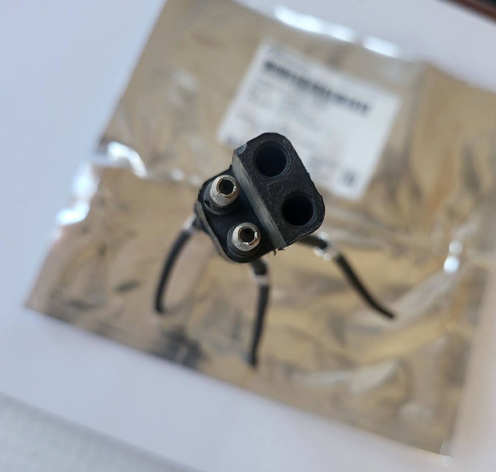 AM General NSN 5935-01-415-4392 Electrical Connector Insert NOS