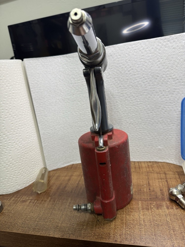 Matco Silver Eagle Air Pop Riveter # SE214