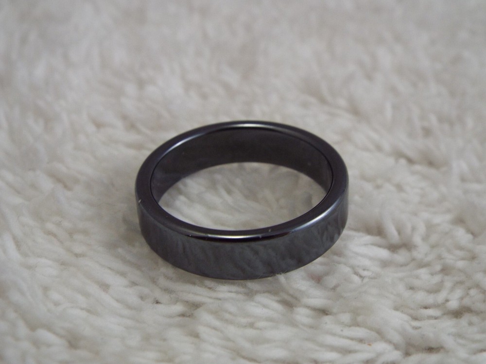 Hematite Band Ring ~ Size 11.5 (D48)