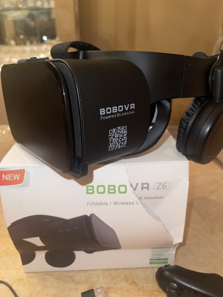Bobovr Z6 Black Full Screen Adjustable Foldable Wireless Virtual Reality Headset