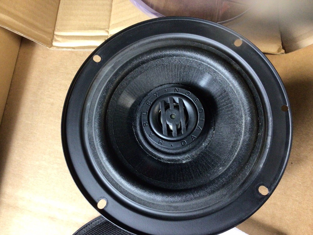 Harley Davidson - Stock Speakers