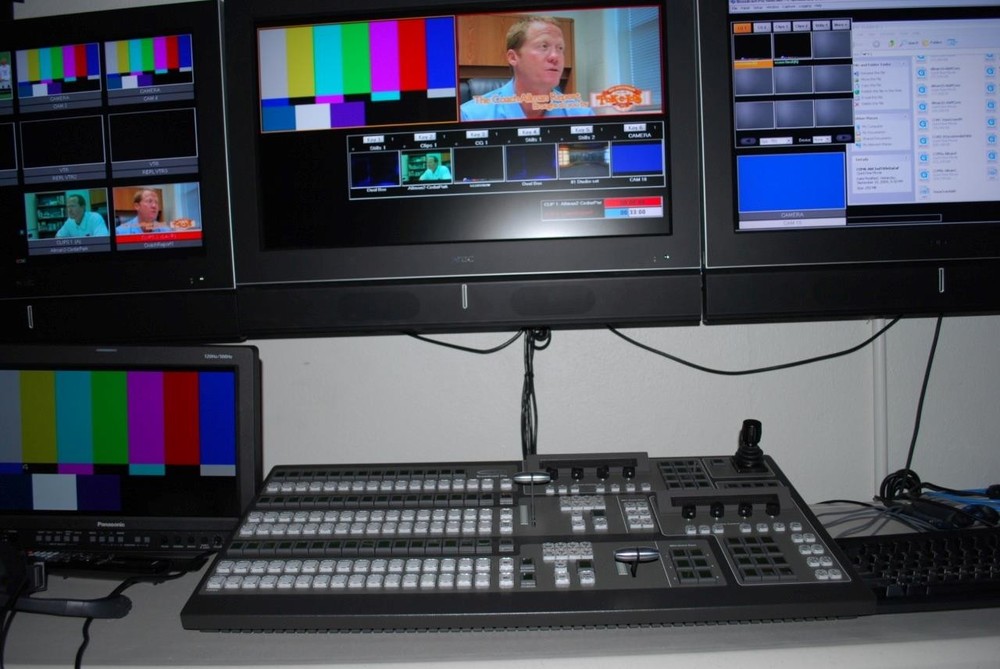 Broadcast Pix Granite 2 M/E Broadcast Switcher 2000 Panel and Playback Server