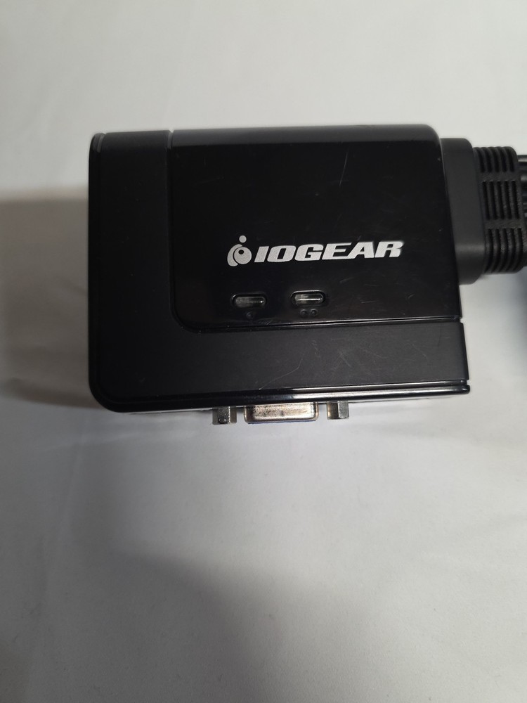 IOGEAR GCS22U: KVM Switch-2 ports