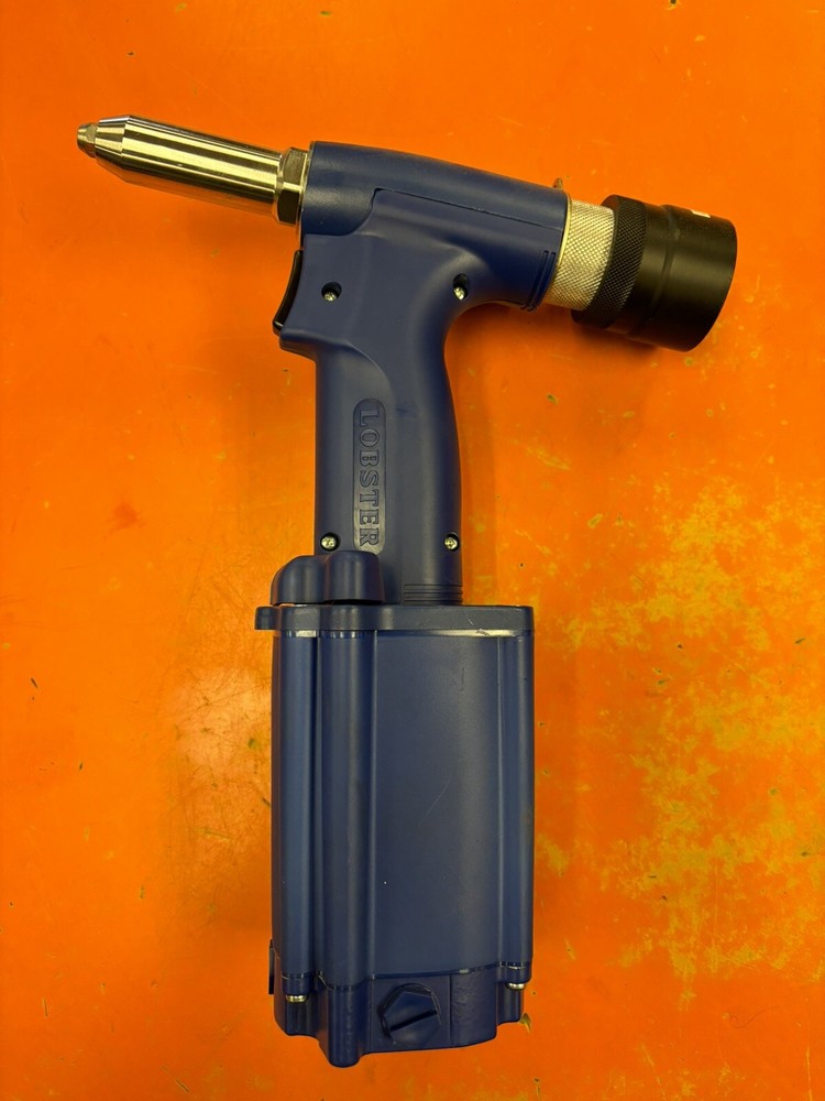 Lobster AR-2000MV Air Rivet Gun Riveter
