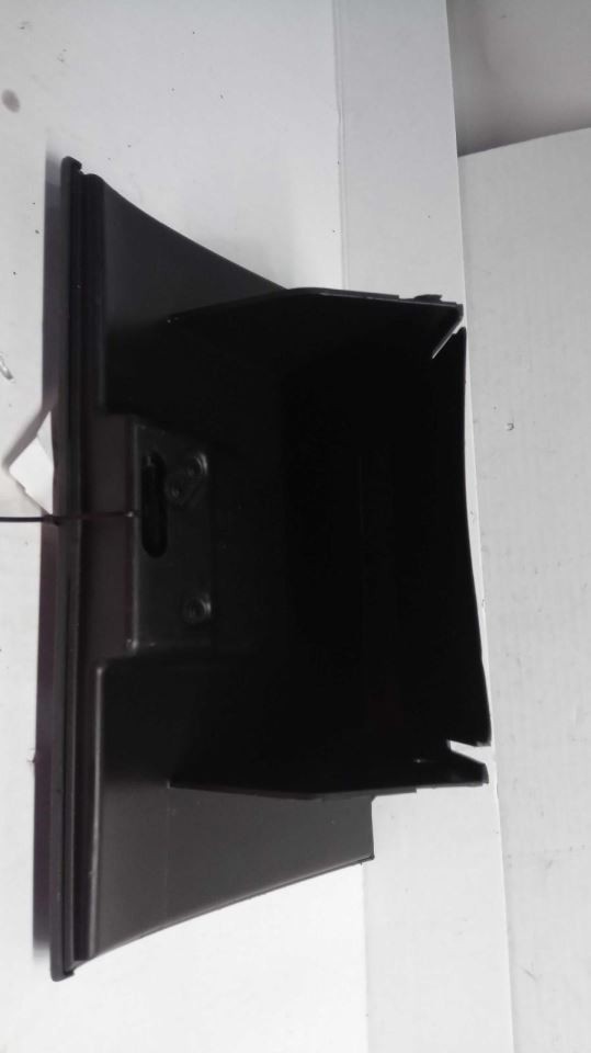 PATRIOT 2016 Glove Box 549122