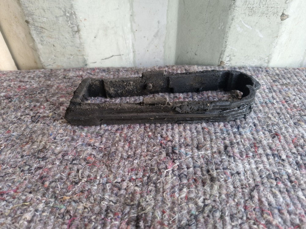 2012 HONDA CBF125 M-B CHAIN GUIDE SLIDER RUBBER