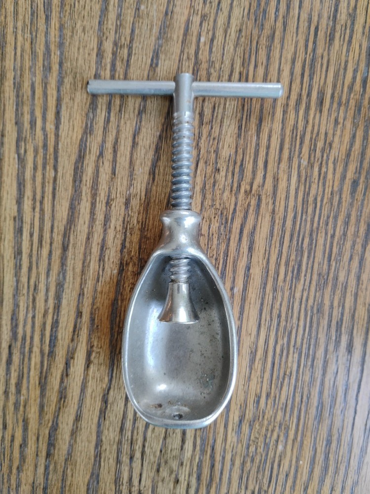 Vintage HMQ Screw Nutcracker