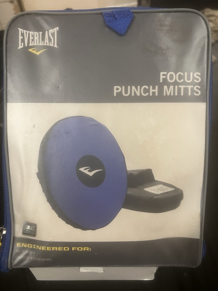 Everlast Focus Punch Mitts! Brand New With Tags!