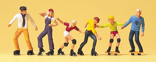 Preiser HO #10074 Rollerskaters & Skateboarders