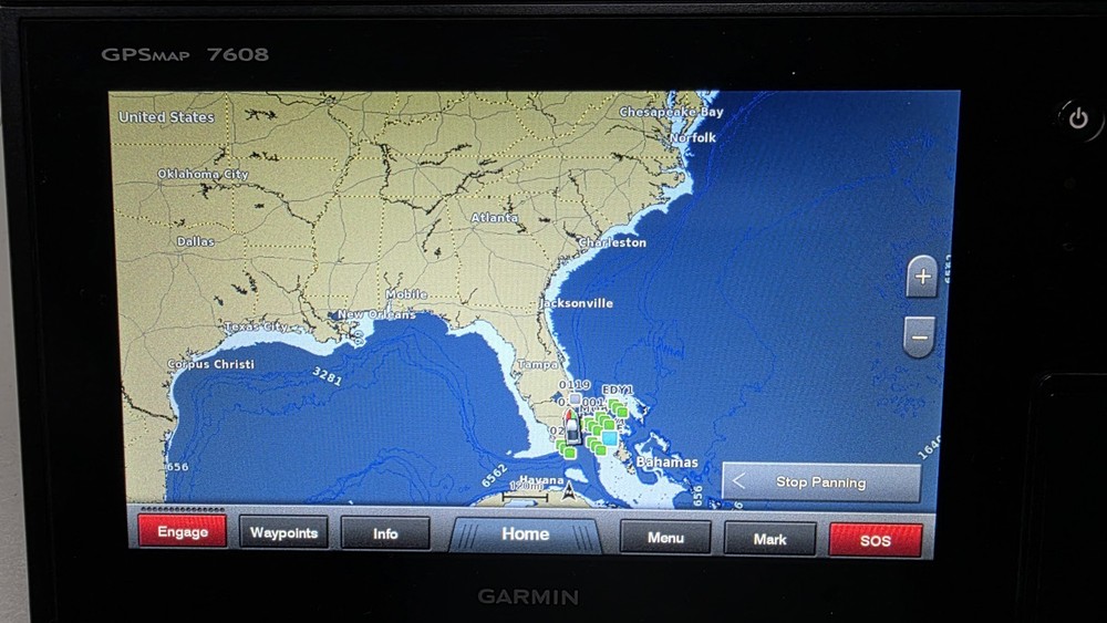 Garmin GPSMAP 7608 8" Marine GPS Chartplotter – Touchscreen – Complete Kit]