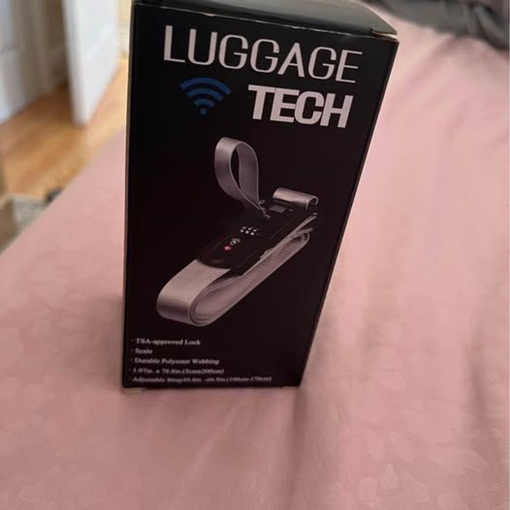Luggage Tech Smart Strap TSA APPROVED LOCK/ Digital Scale