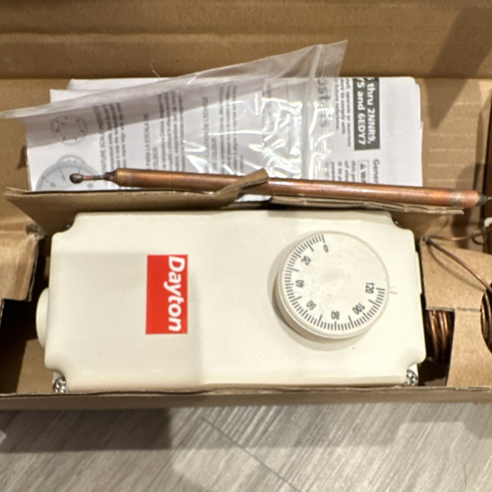 Dayton Analog Mechanical Thermostat 2NHM9 Non-Programmable Dial