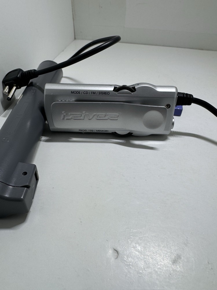 IRiver Multi-codec CD Player / FM Tuner Remote Controller + Accessories