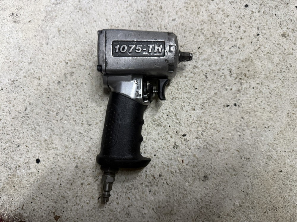 AirCat 3/8" Pneumatic Impact Mod. 1075-TH