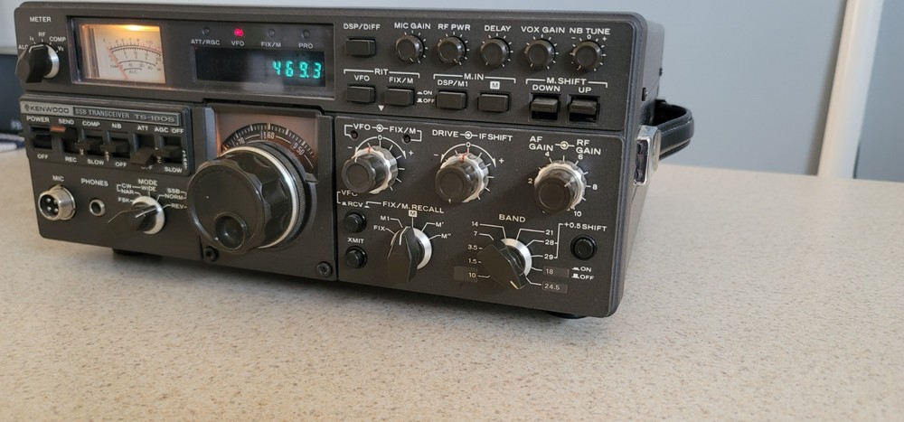 KENWOOD TS 180 SSB TRANSCEIVER