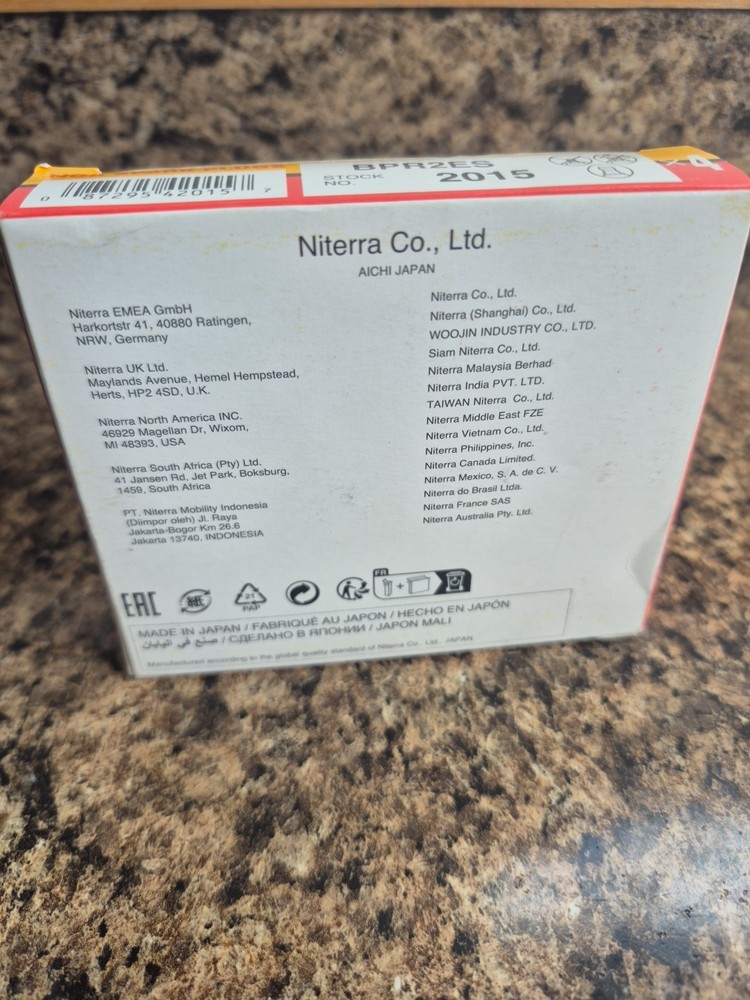 New NGK 2015 Solid Standard Spark Plug BPR2ES - 4 Pack