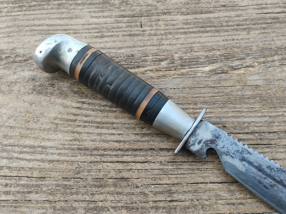 Vintage Fixed Blade Hunting Knife No Sheath
