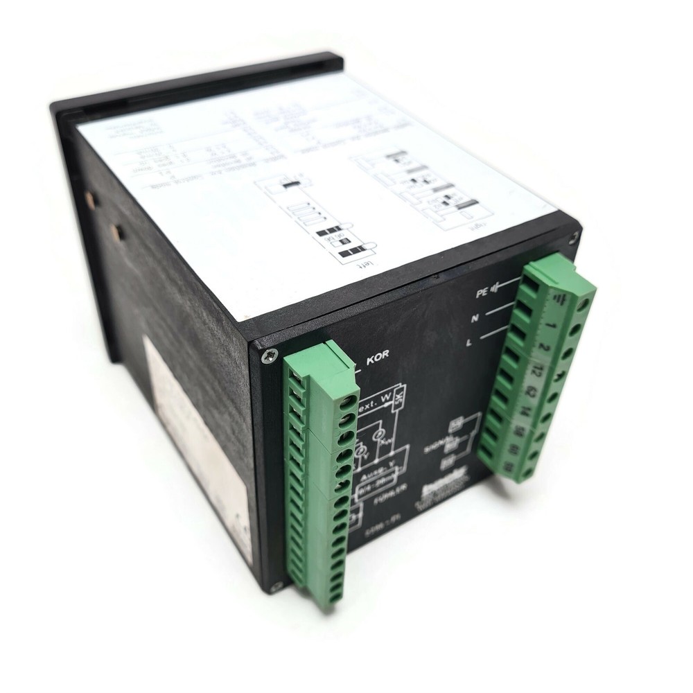 Baelz Celsitron Electronics Constant Temperature Controller. Type WBS 2296