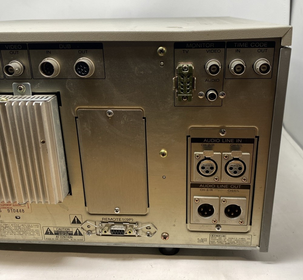 Sony VO-9800 U-Matic SP Video Cassette Recorder *UNTESTED READ*
