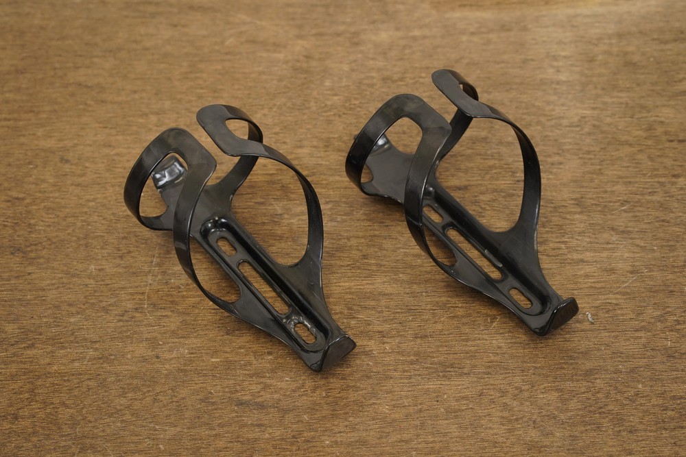 (2) Carbon Water Bottle Cages 43g