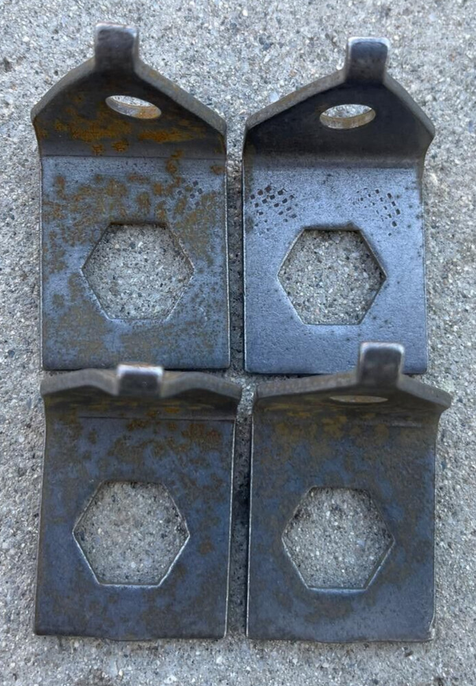 1 FORD THUNDERBIRD FRONT BRAKE LINE SUPPORT BRACKET LEFT OR RIGHT 1961-1966 OEM
