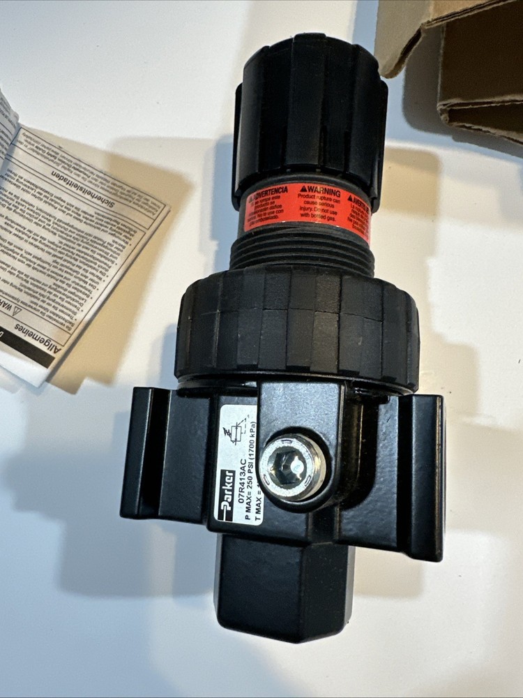 NEW Parker 07R413AC ¾” Regulator
