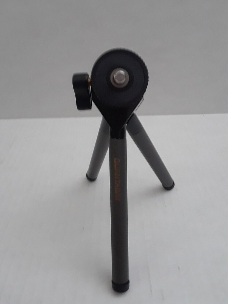 Quantaray Mini Tripod E-Z Stand Vlogger Blogger 5 - 8 inches