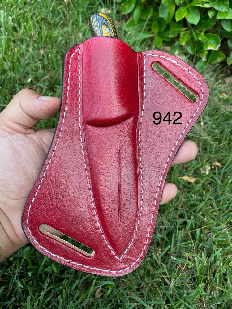 Custom leather sheath for fixed blade knife