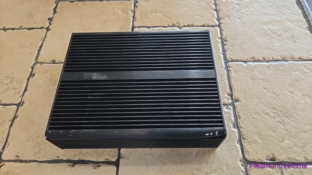 Bosch VideoJet 7000 VJD-7513 4K Video Decoder (no HD's)