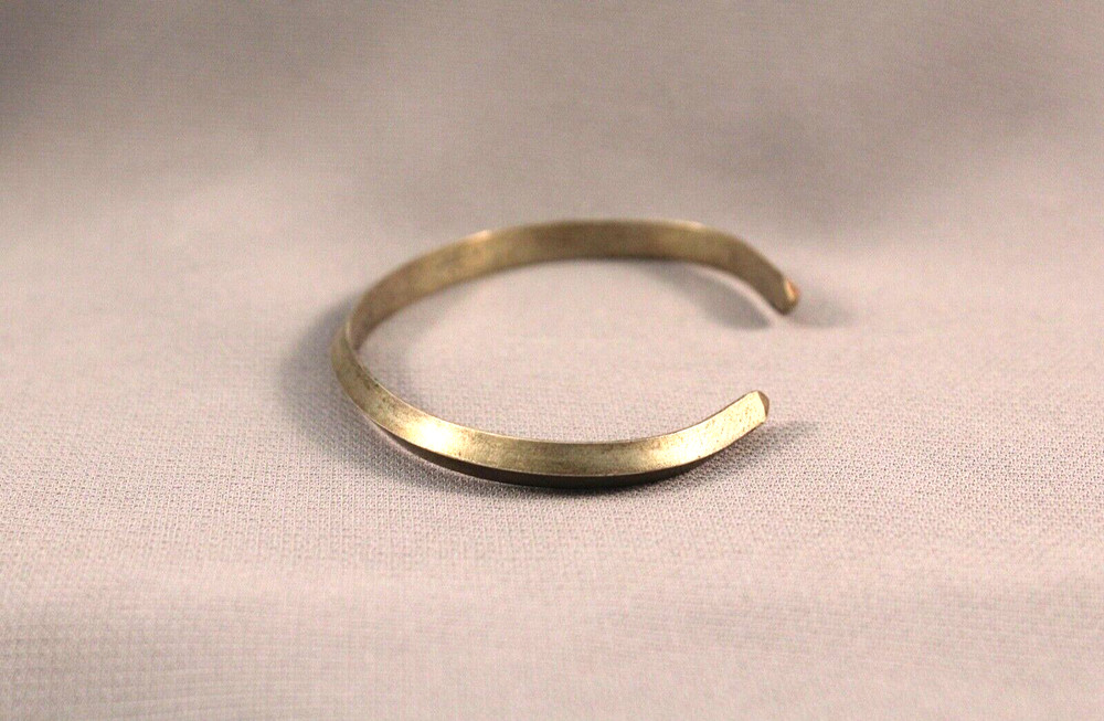 Old Pawn Navajo Indian Solid Sterling Silver Bracelet - 7 1/8"