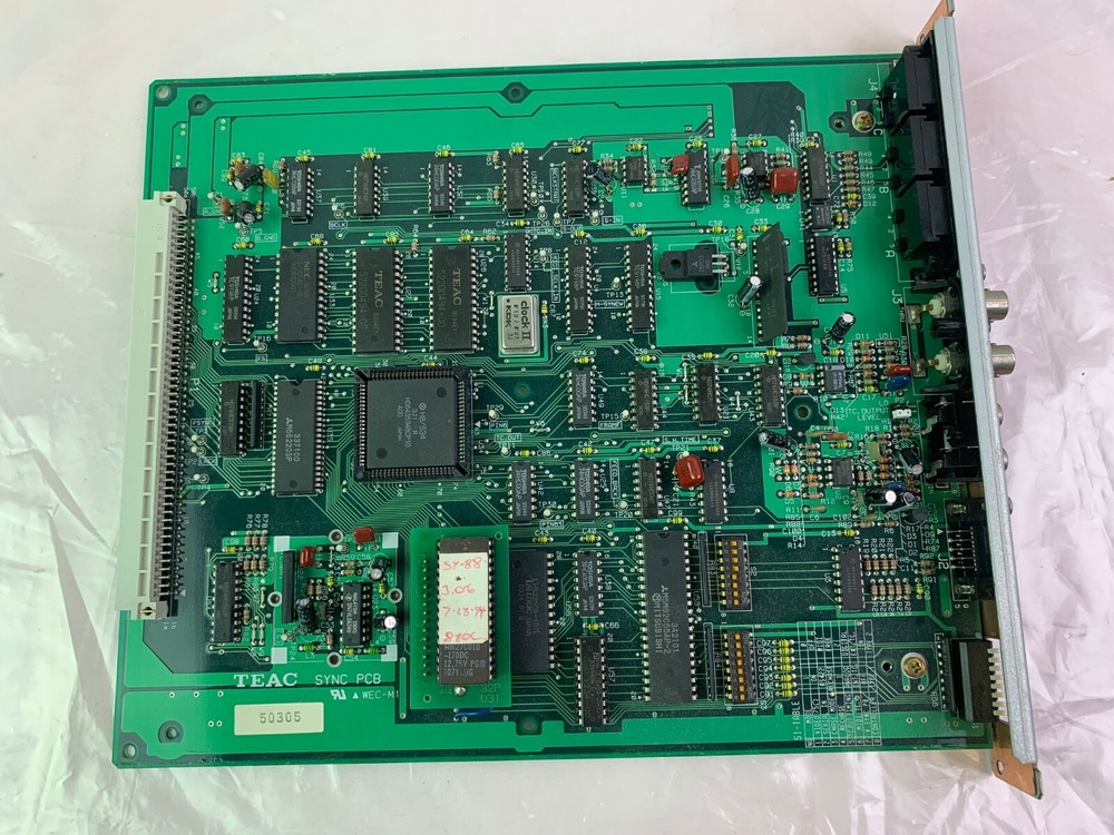 TEAC 52103543-01 Sync PCB Interface Board