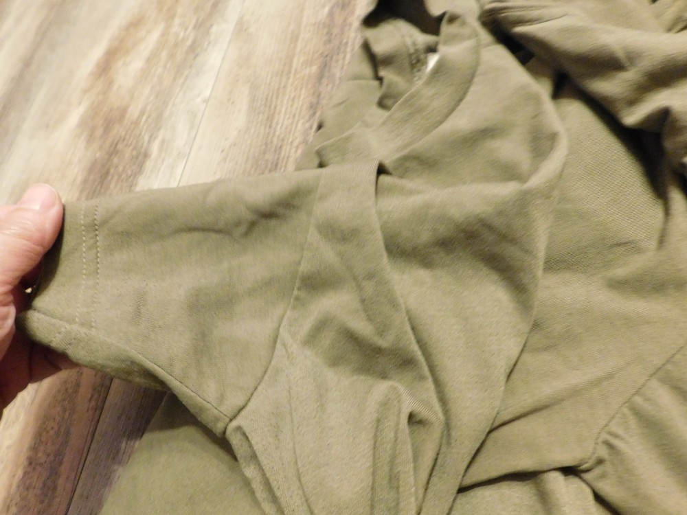 LOT OF 4 US MILITARY TAN UNDERSHIRT SIZE MEDIUM