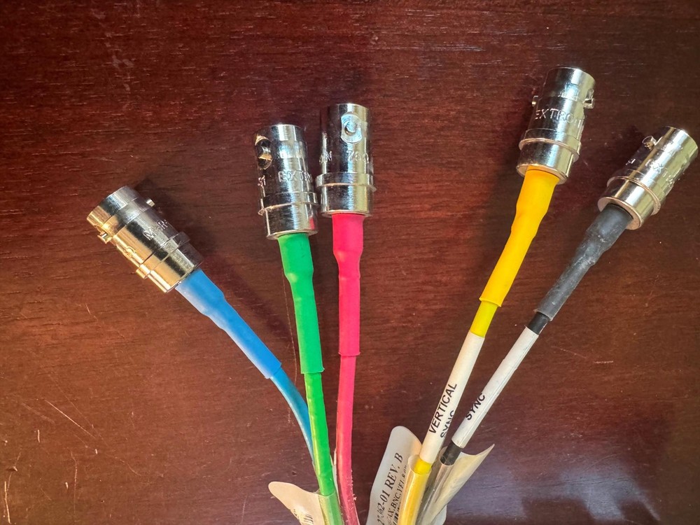 Extron Image Shift VGA and BNC Wall Module