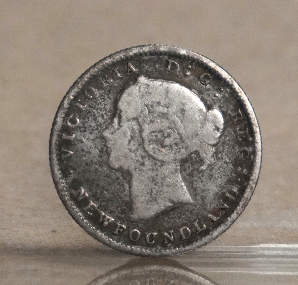 NEWFOUNDLAND 1865 FIVE CENTS SILVER