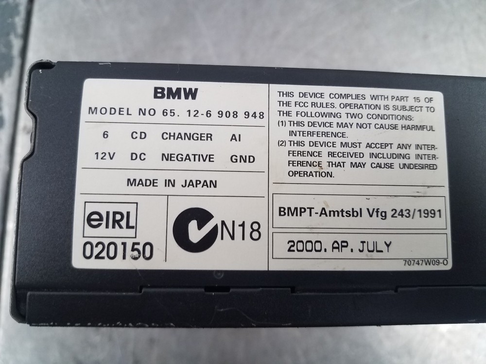 2002 BMW M5 E39 6 Disc CD Changer #0823 i7