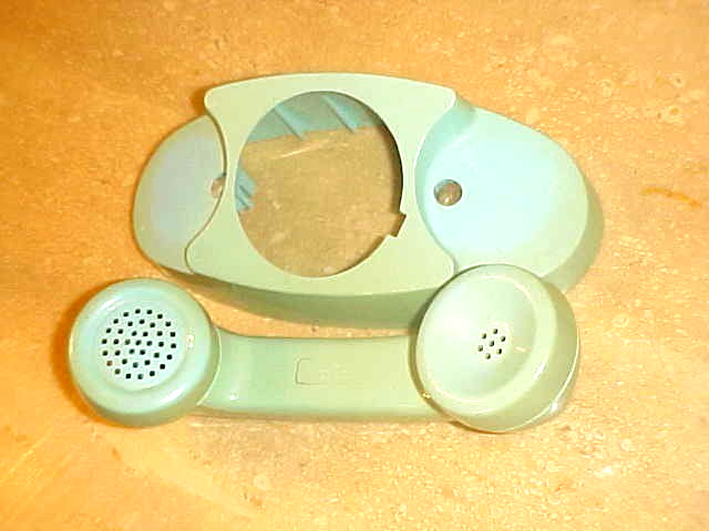 VINTAGE TELEPHONE PRINCESS LIGHT BLUE SHELL BELL SYSTEM