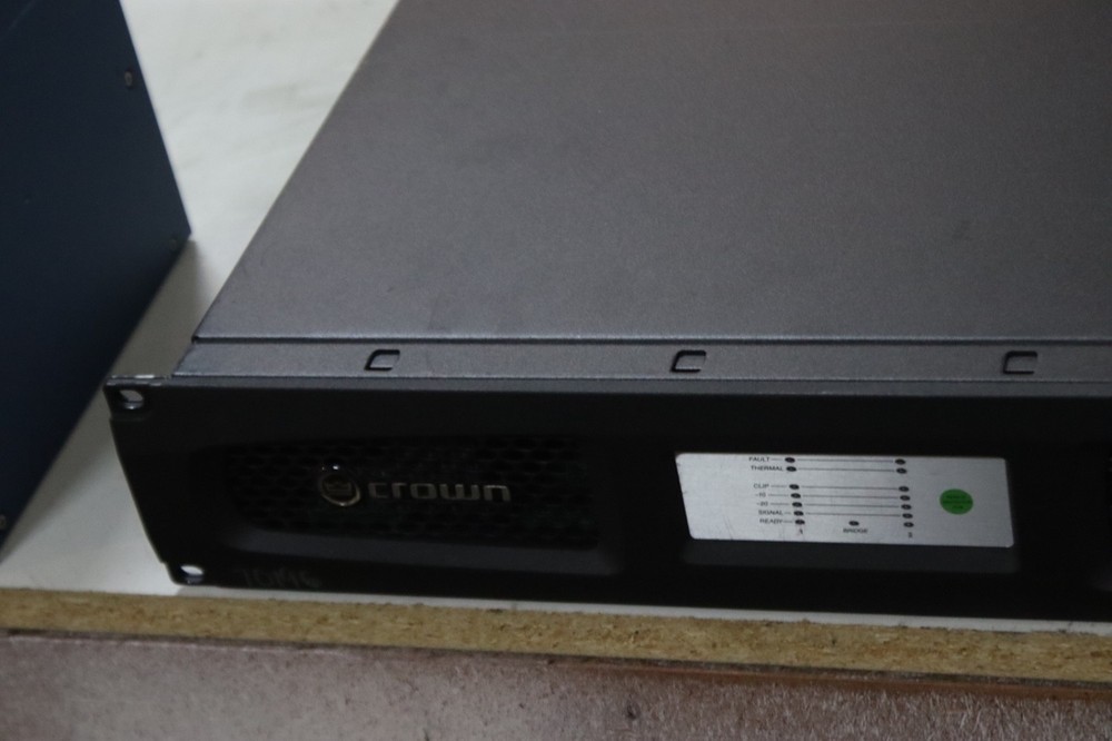 CROWN CDi DRIVECORE 2|300 AMPLIFIER