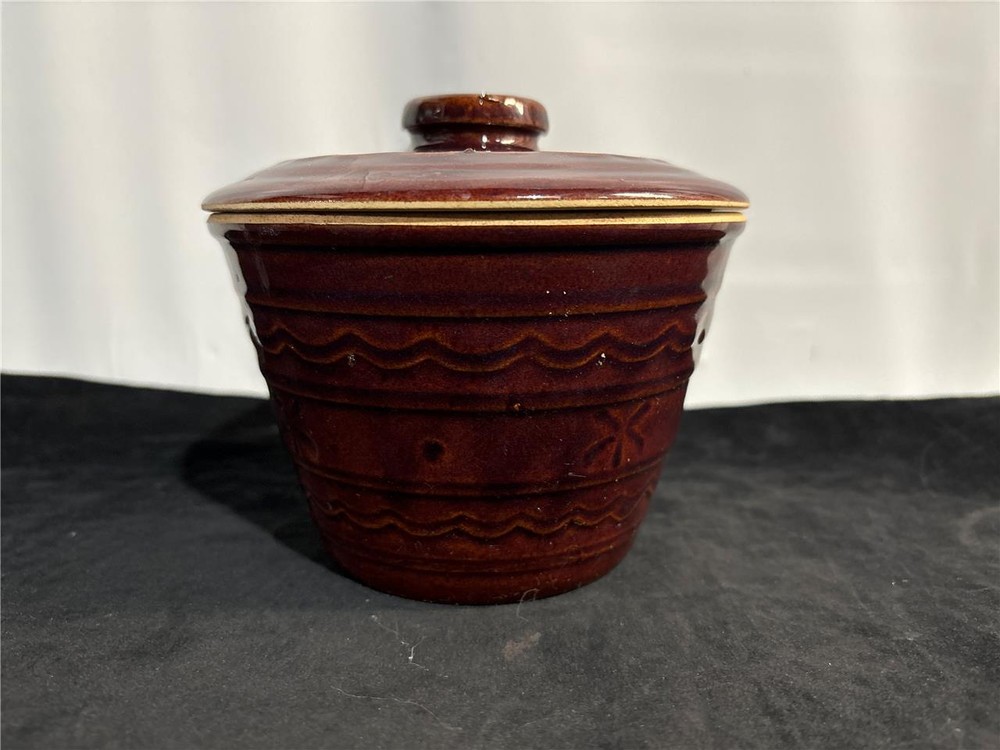 Marcrest Dot & Daisy Covered Grease or Drip Jar