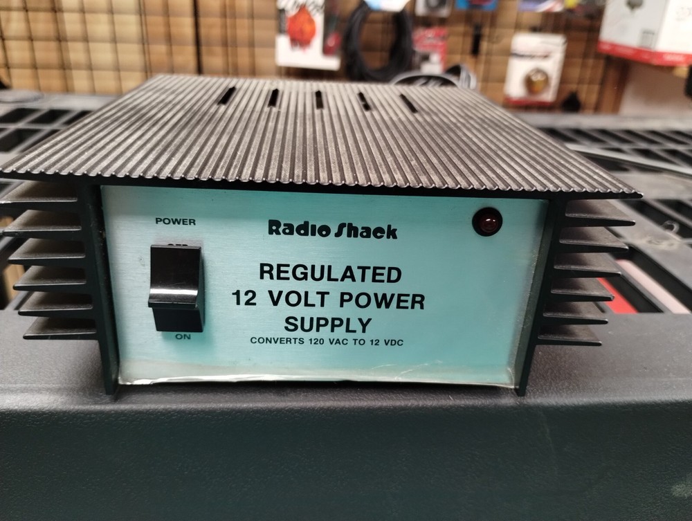 RadioShack Regulated Power Supply 12V