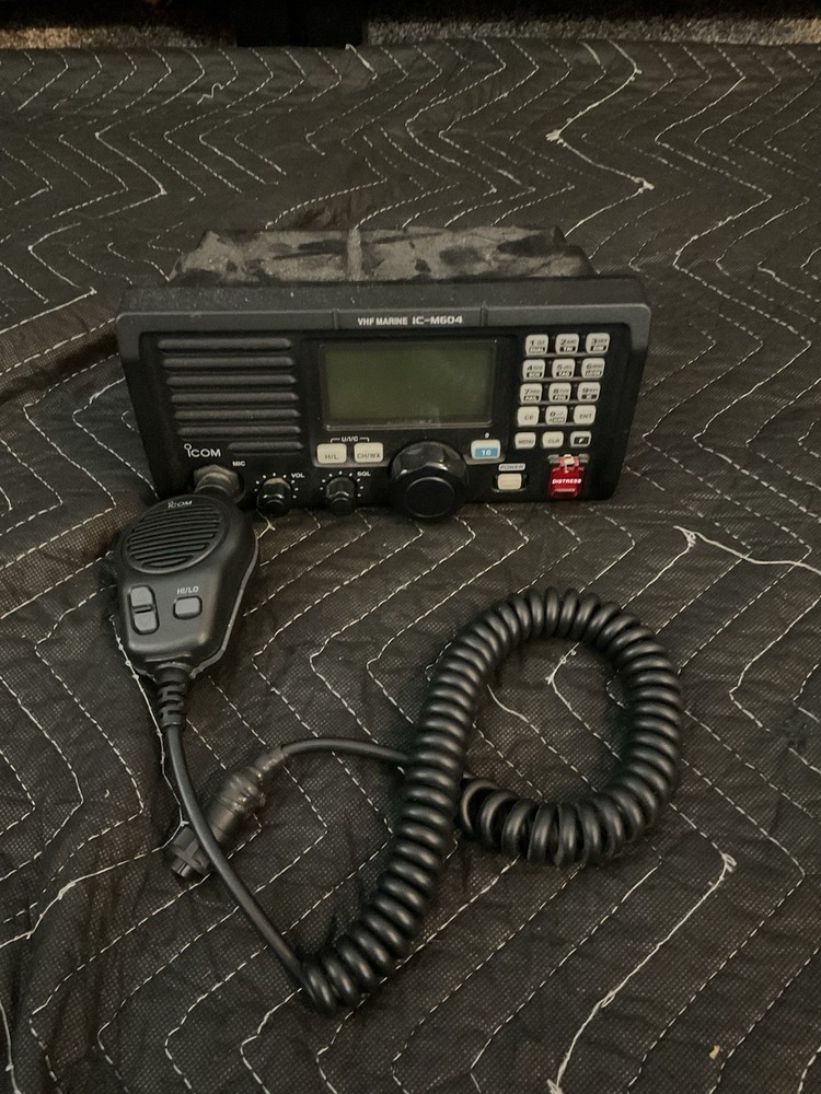 ICOM IC-M604 DSC VHF Transceiver  Great Condition - USED