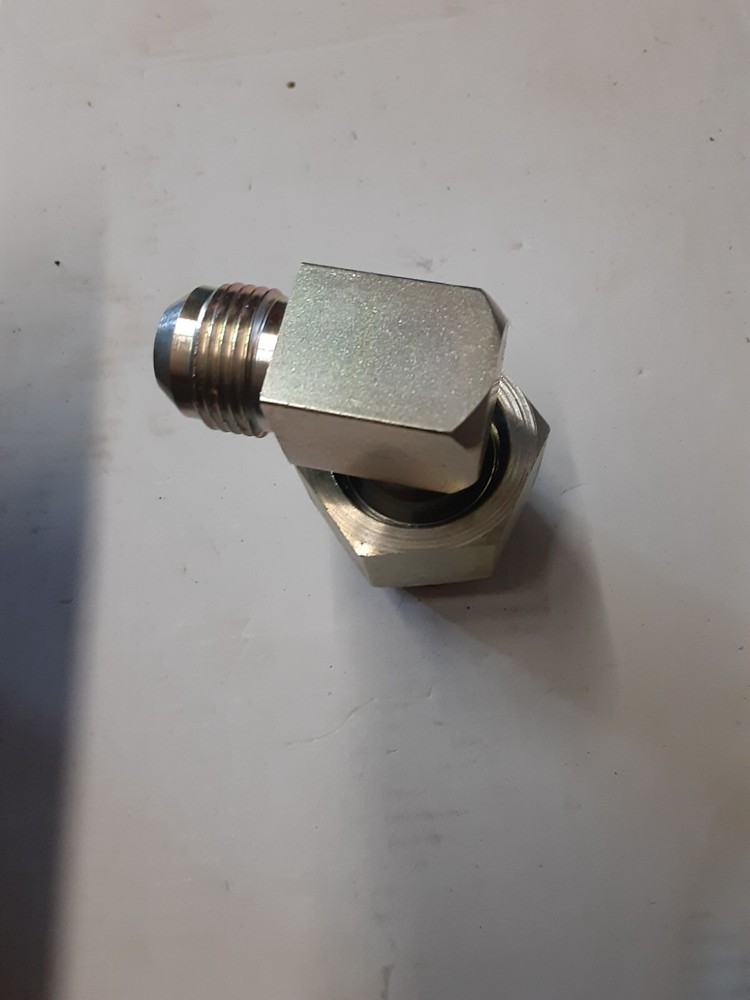 John Deere Elbow Fitting AR74194