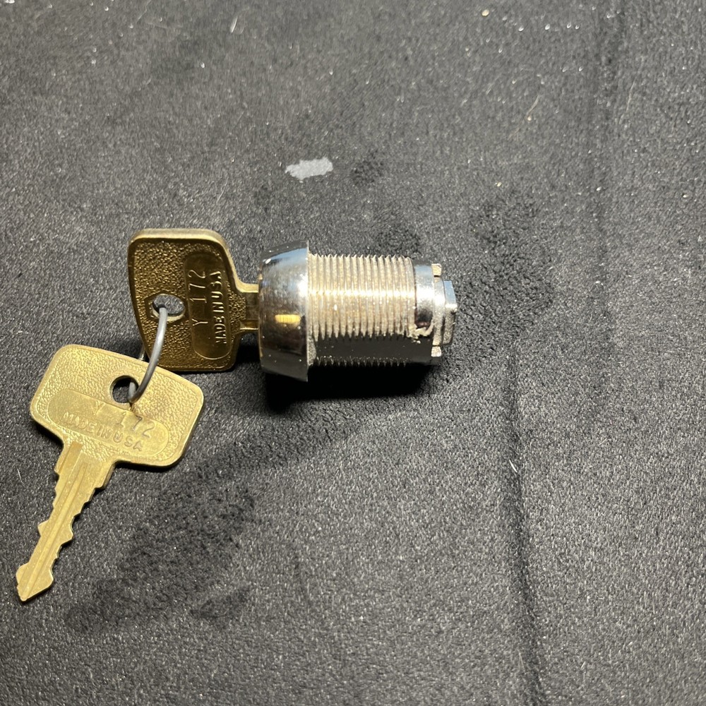 Snap-On Tool Box Cylinder Lock w/ 2 Keys (Y-172 Series/Code)
