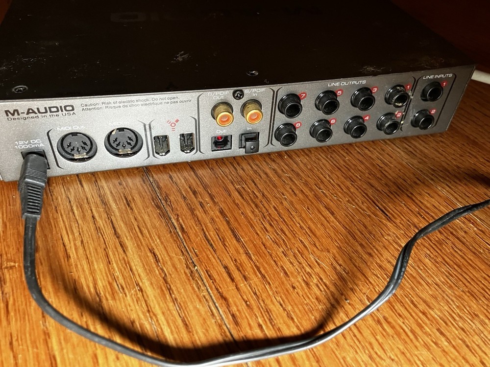 M Audio FireWire 410 interface with power supply